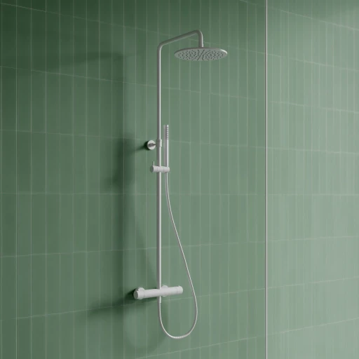 thermostatic shower system for exposed installation