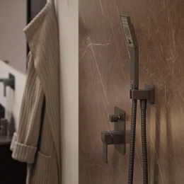 shower elbow