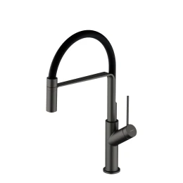 kitchen tap with pull-out spout