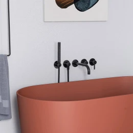 mélangeur de baignoire à 5 trous à encastrer avec bec long